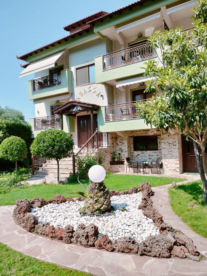 Anassa Deluxe Apartments & Studios Скала-Потамиас Экстерьер фото