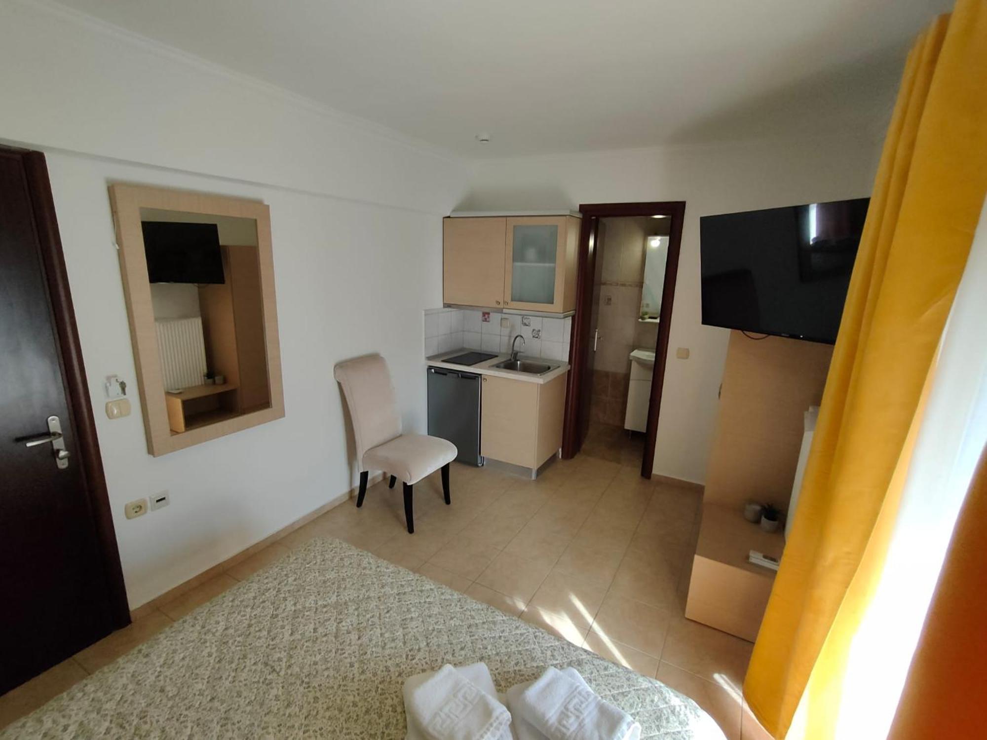Anassa Deluxe Apartments & Studios Скала-Потамиас Экстерьер фото