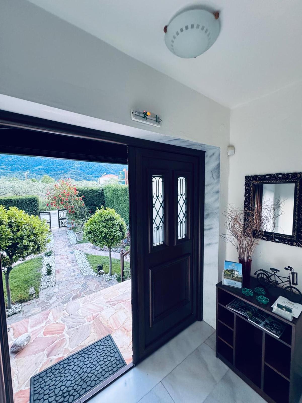 Anassa Deluxe Apartments & Studios Скала-Потамиас Экстерьер фото