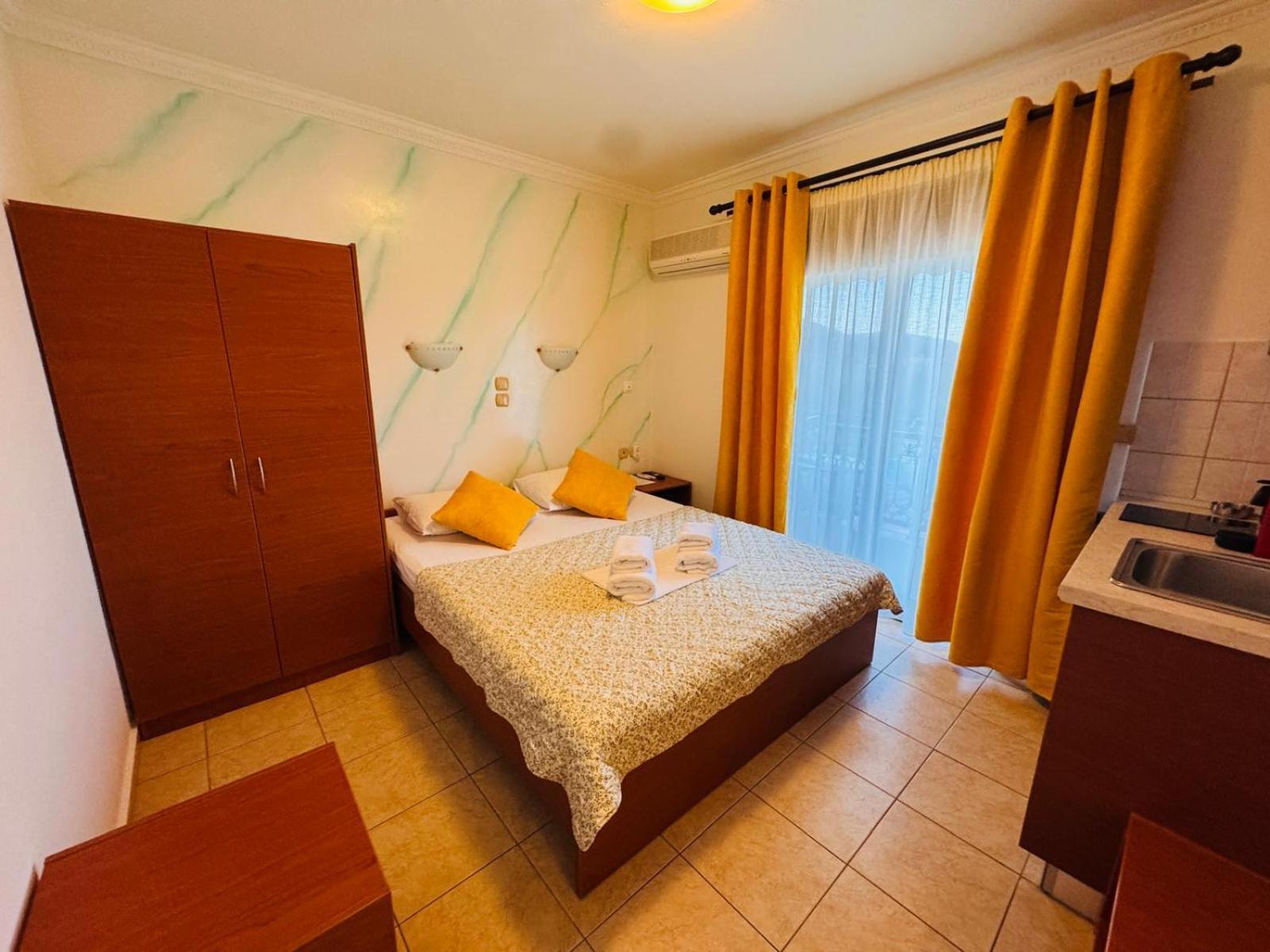 Anassa Deluxe Apartments & Studios Скала-Потамиас Экстерьер фото